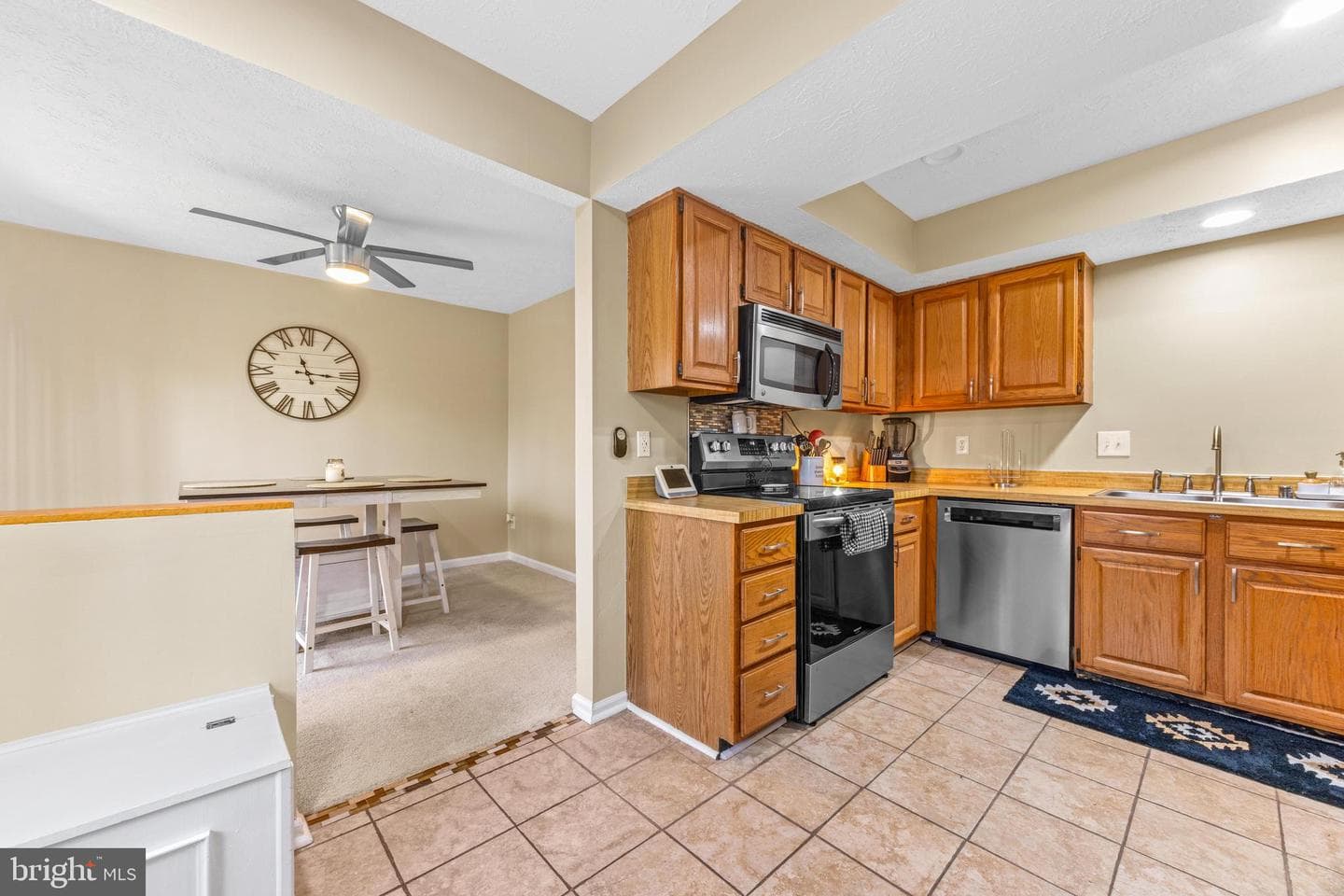 7064 Timberfield Place photo 14