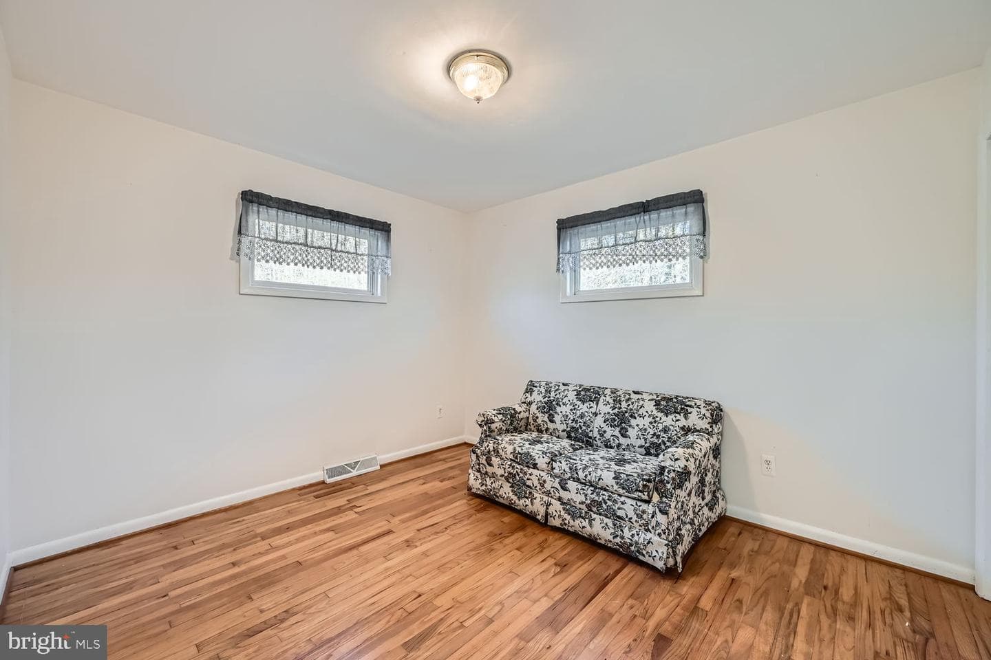 1410 Stepney Road photo 15