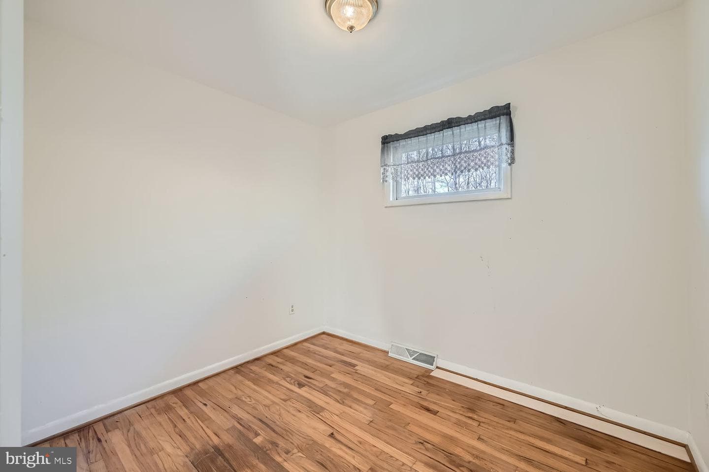 1410 Stepney Road photo 16