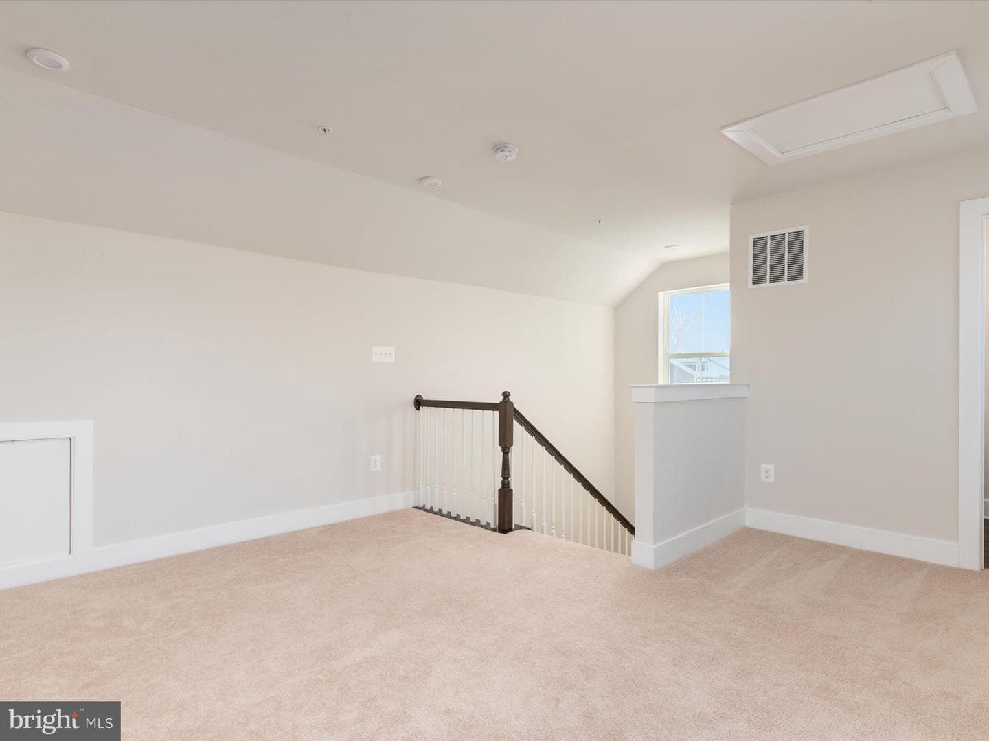1440 Honeylocust Drive photo 32