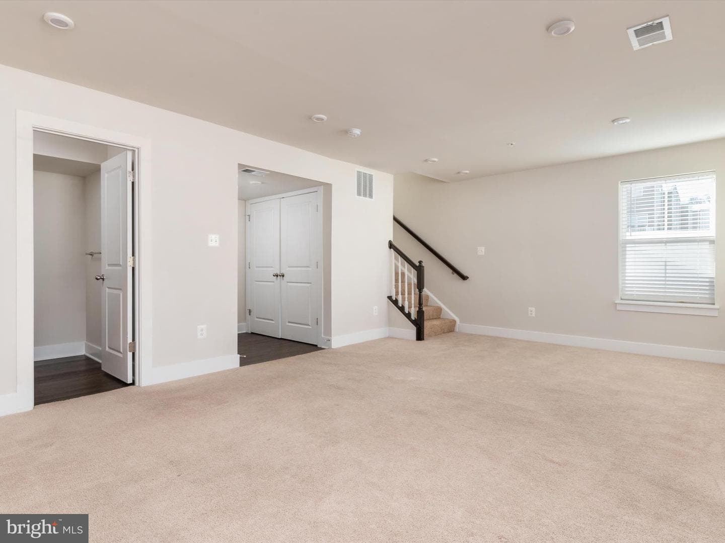 1440 Honeylocust Drive photo 38