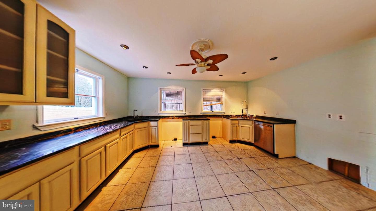 6506 Wilson Road photo 3