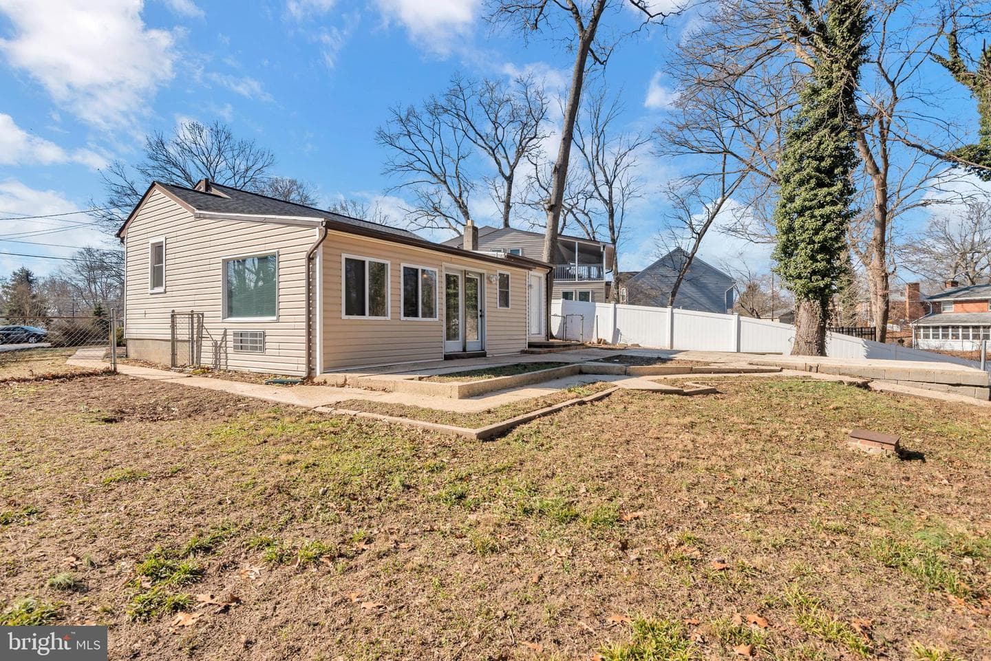 4 Spring Knoll Drive photo 29