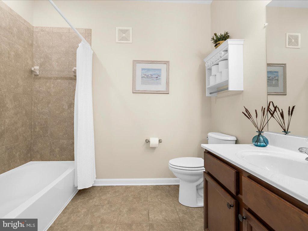1404 Wigeon Way #302 photo 18