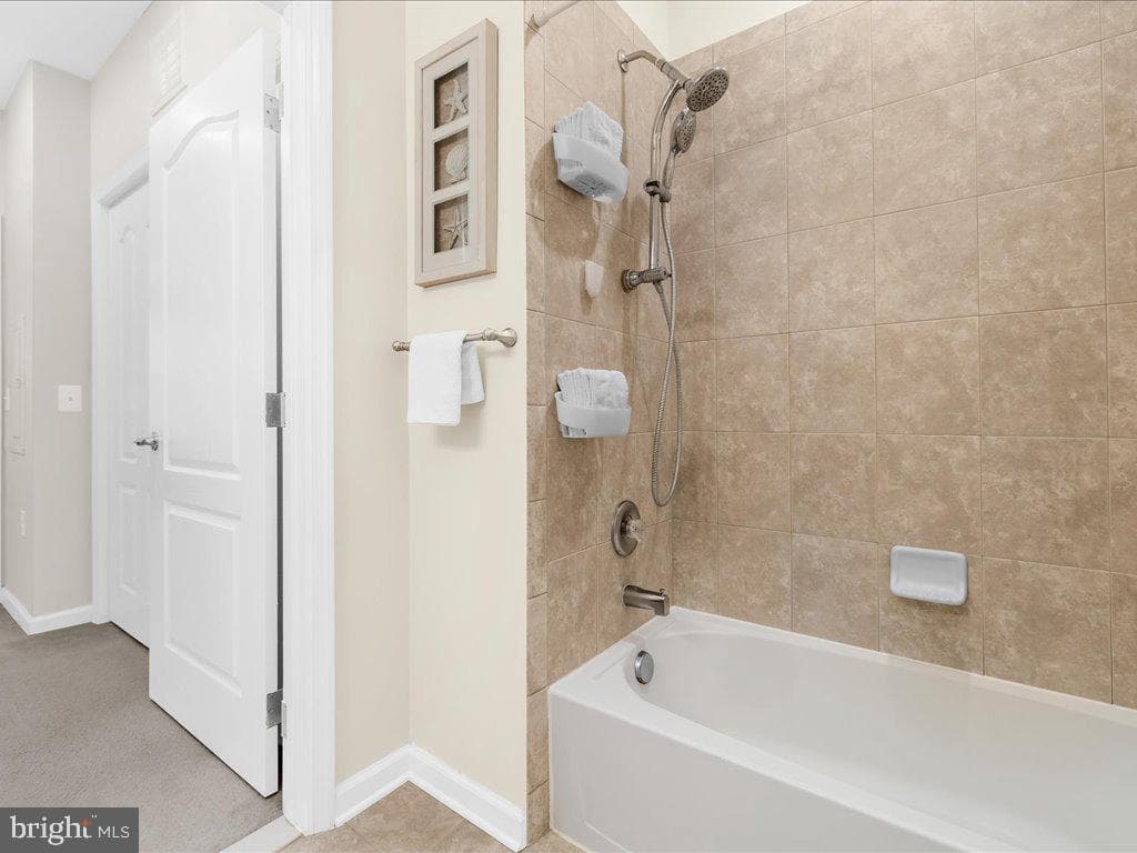 1404 Wigeon Way #302 photo 19