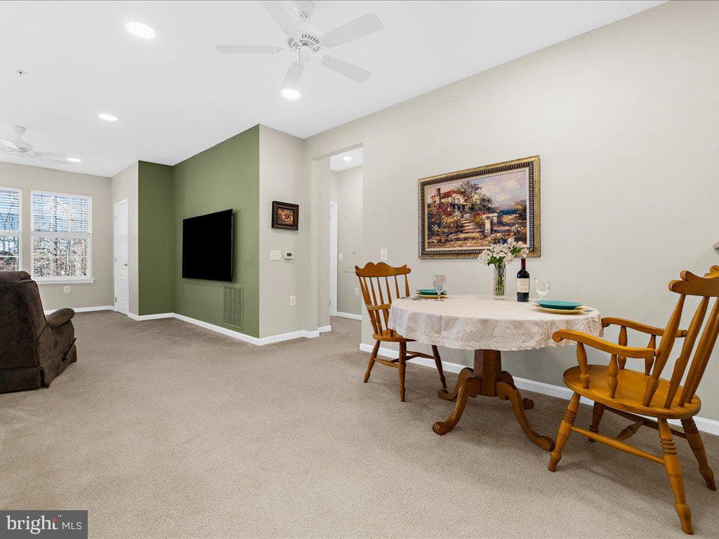 1404 Wigeon Way #302 photo 6
