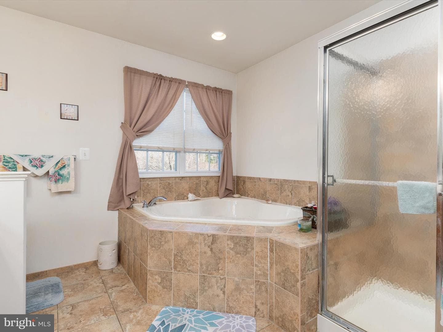 220 Matfield Court photo 37
