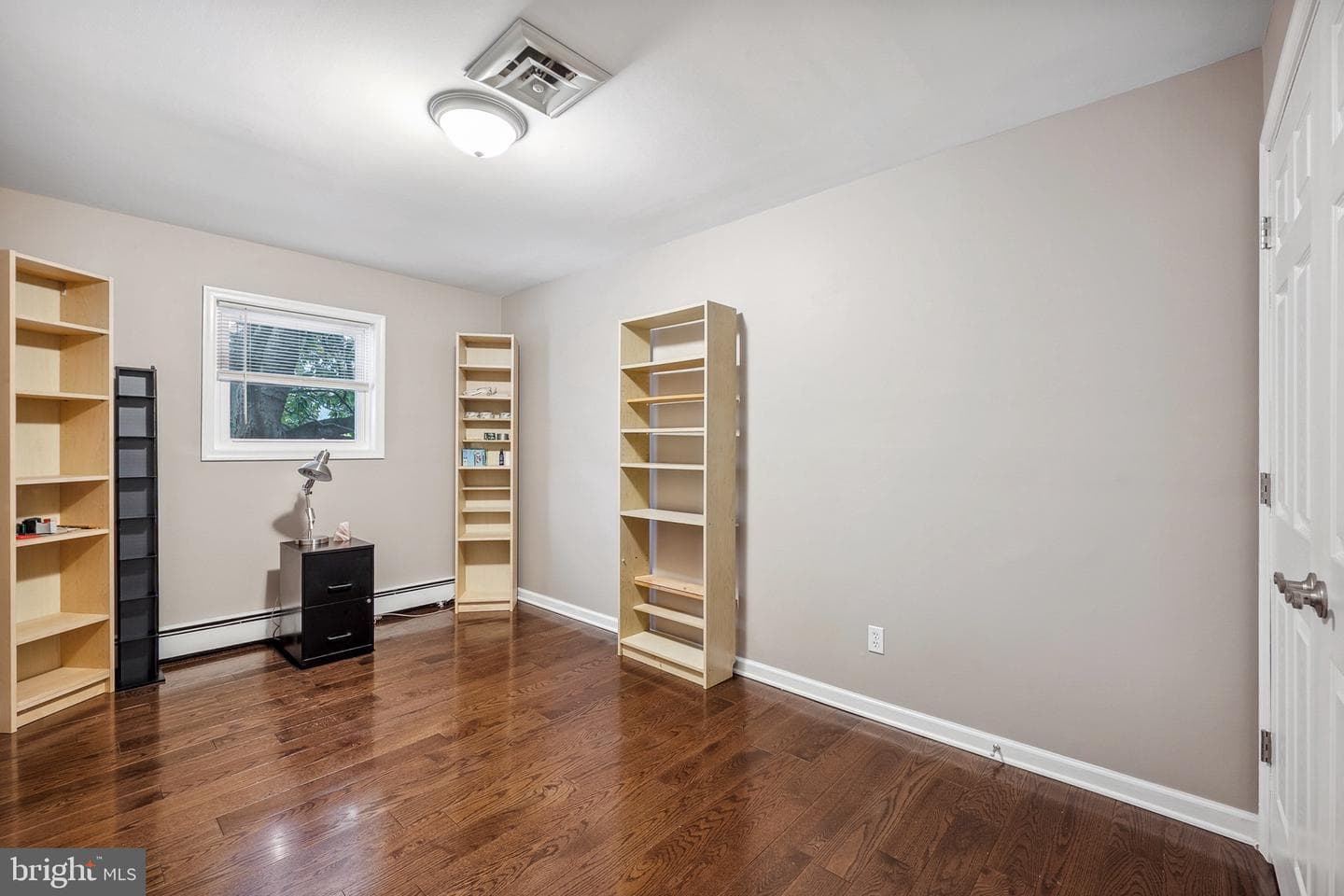 858 Stevenson Road photo 30