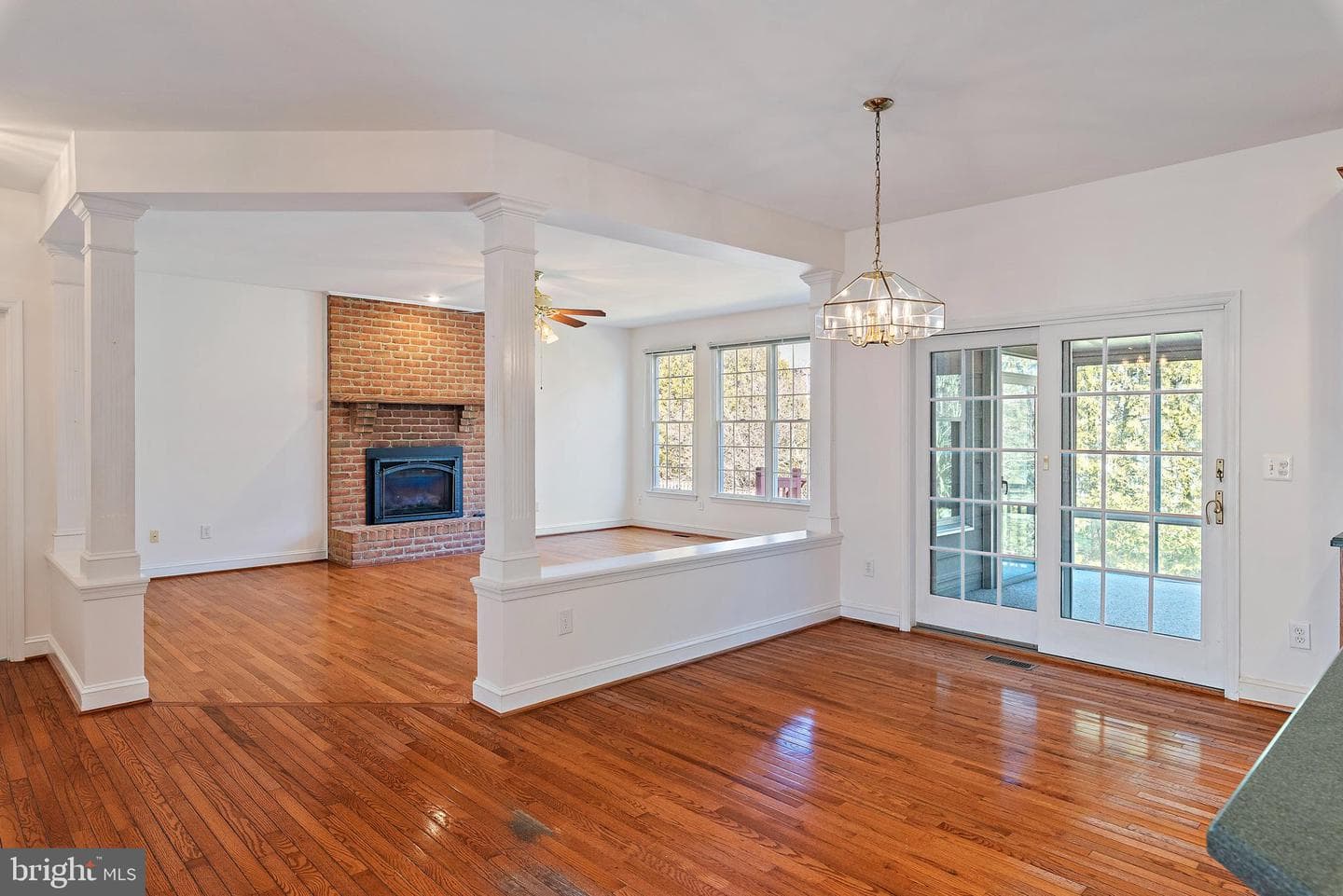 300 Durmont Lane photo 21