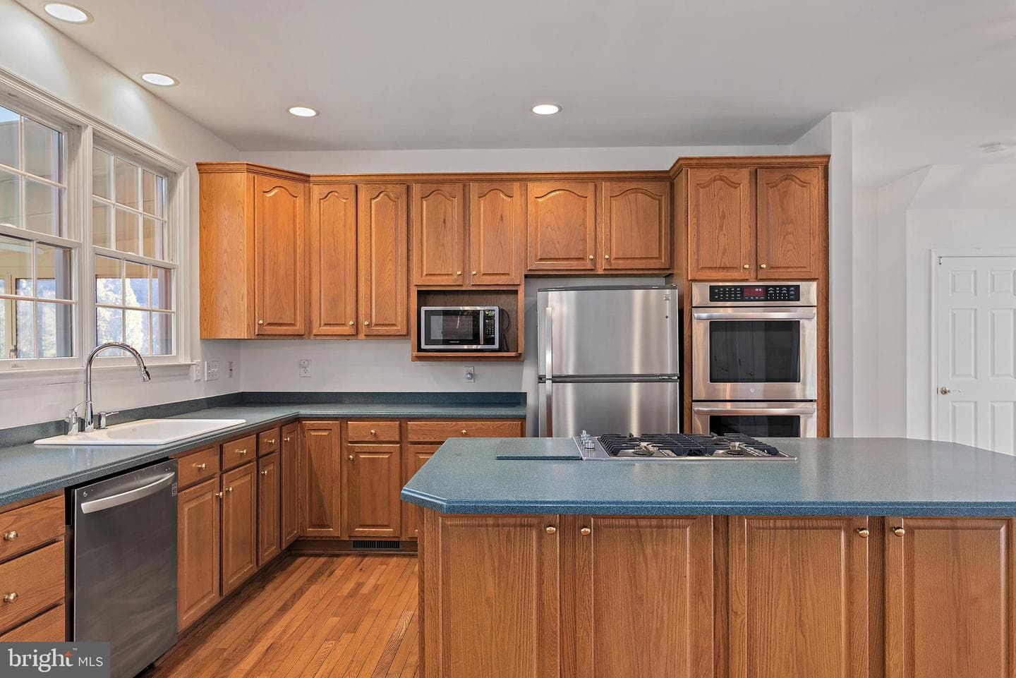 300 Durmont Lane photo 30