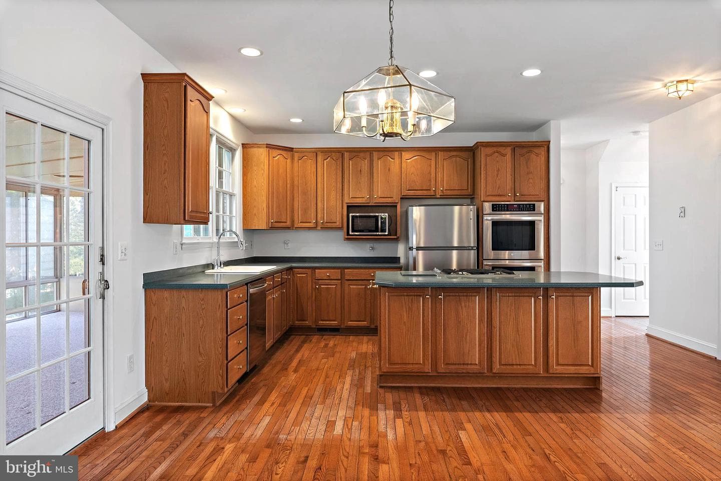 300 Durmont Lane photo 31