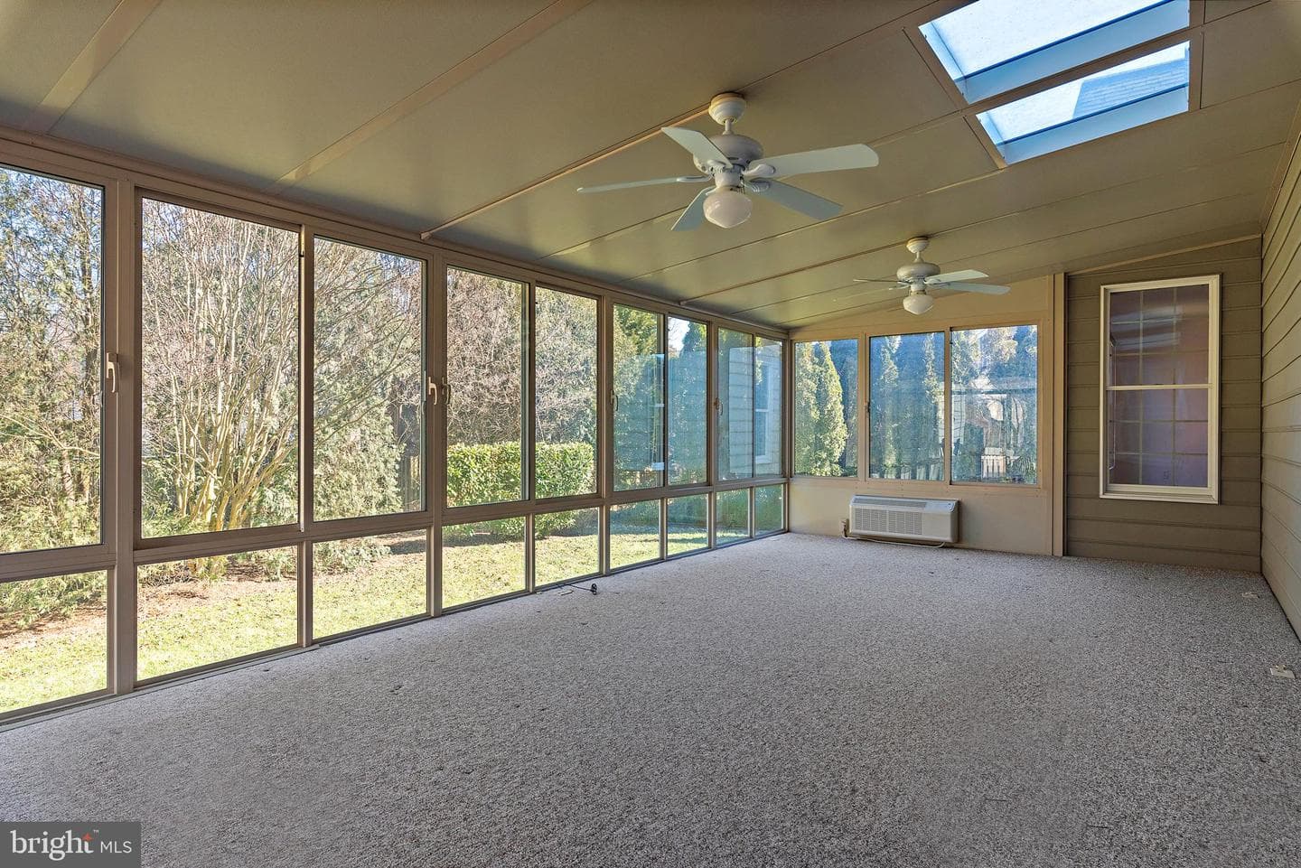 300 Durmont Lane photo 33
