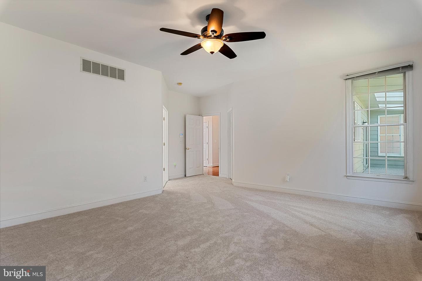 300 Durmont Lane photo 37
