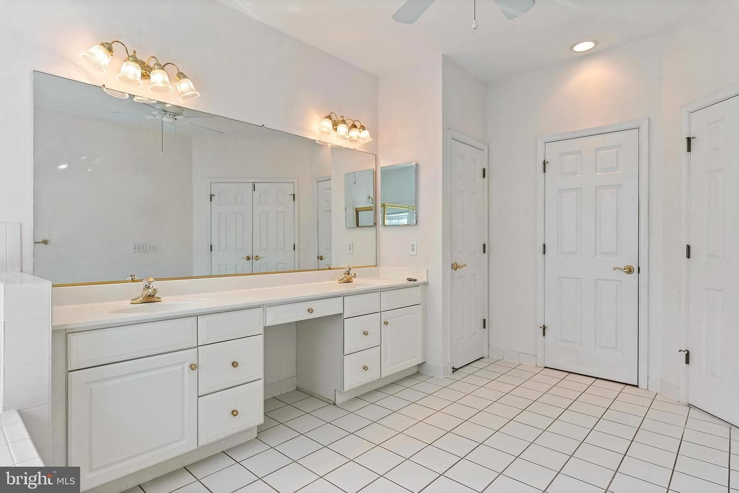 300 Durmont Lane photo 41