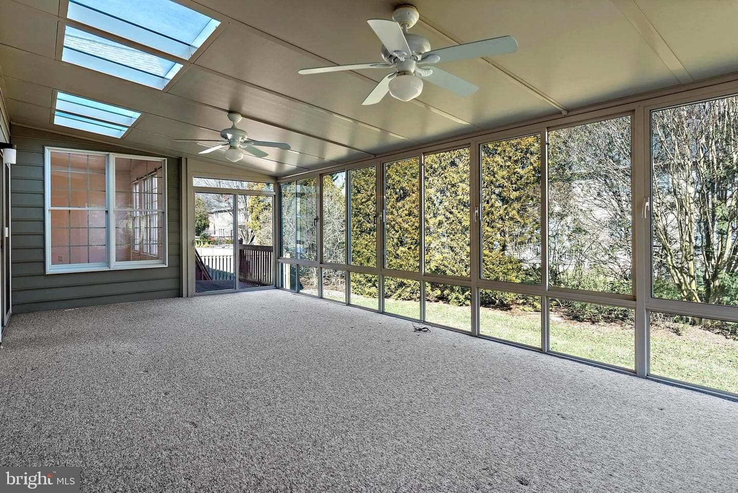 300 Durmont Lane photo 6