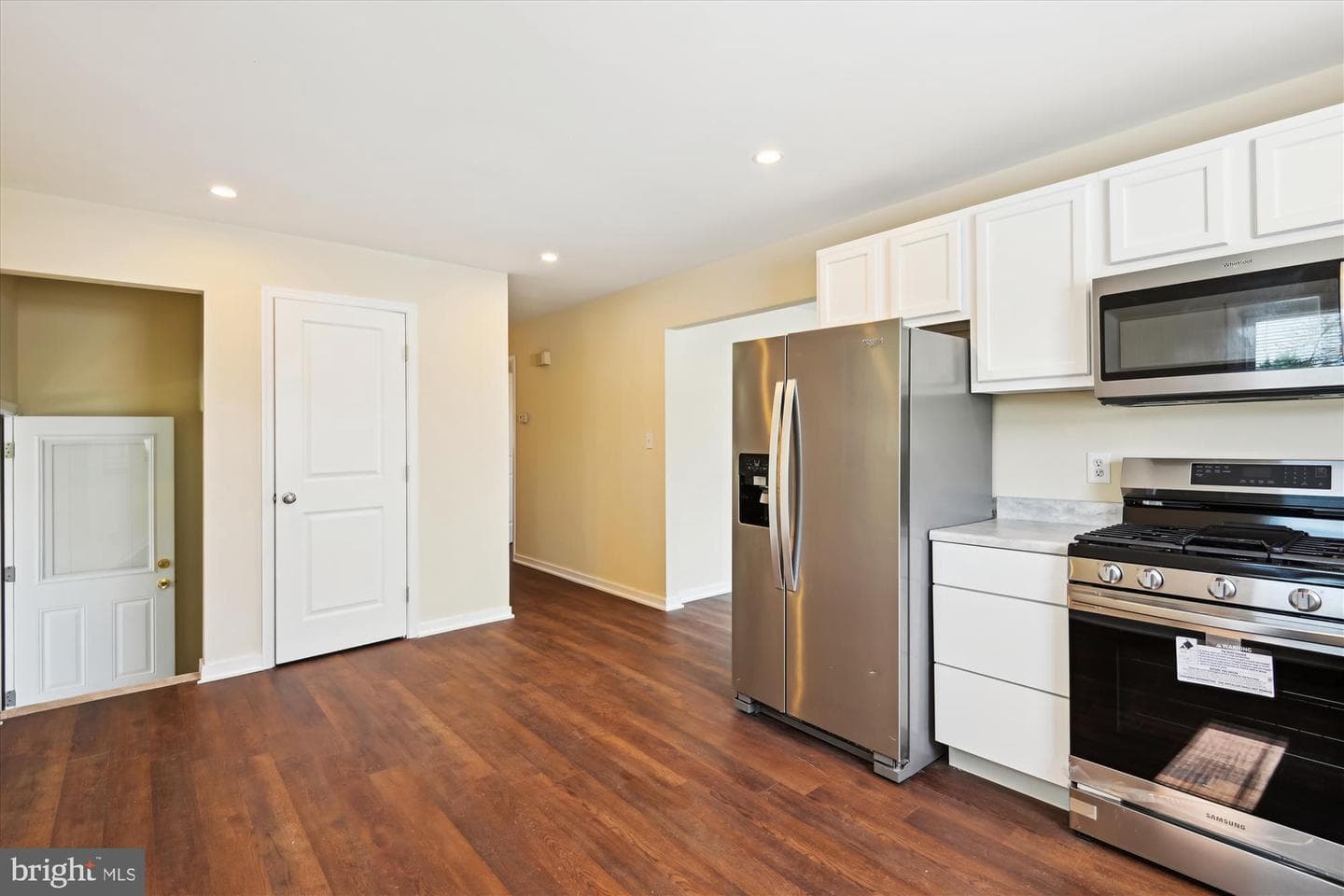 1361 Ava Road photo 11
