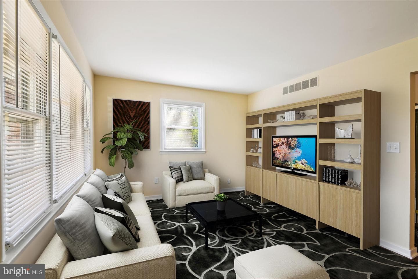 1361 Ava Road photo 14