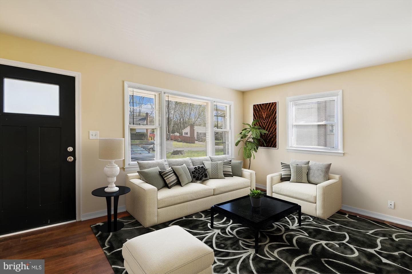 1361 Ava Road photo 17
