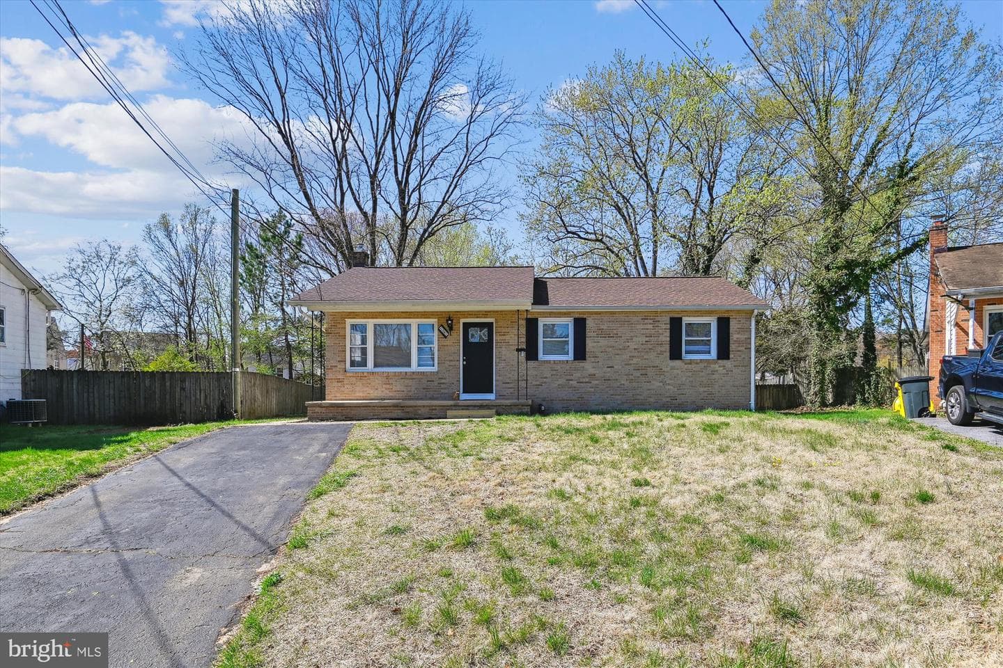 1361 Ava Road photo 2