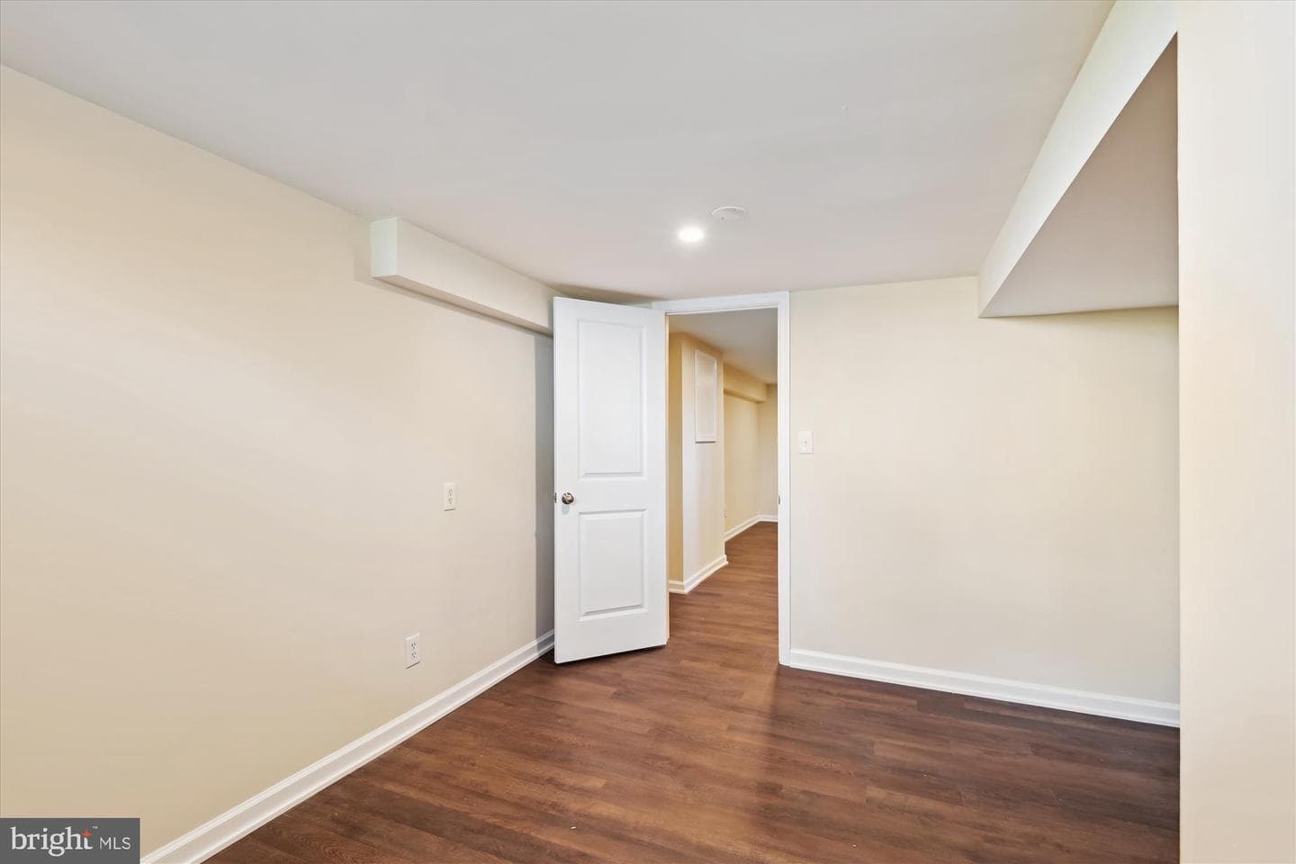 1361 Ava Road photo 28