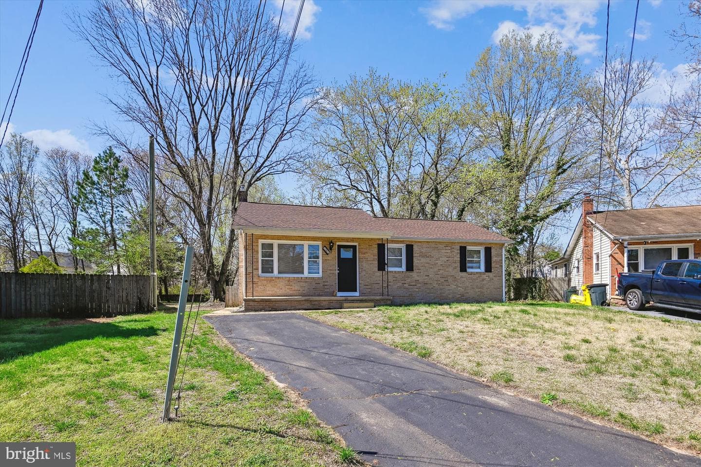 1361 Ava Road photo 3