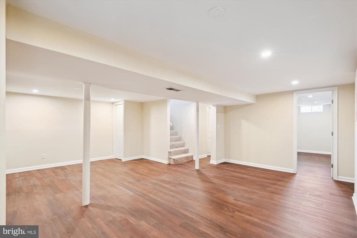 1361 Ava Road photo 33