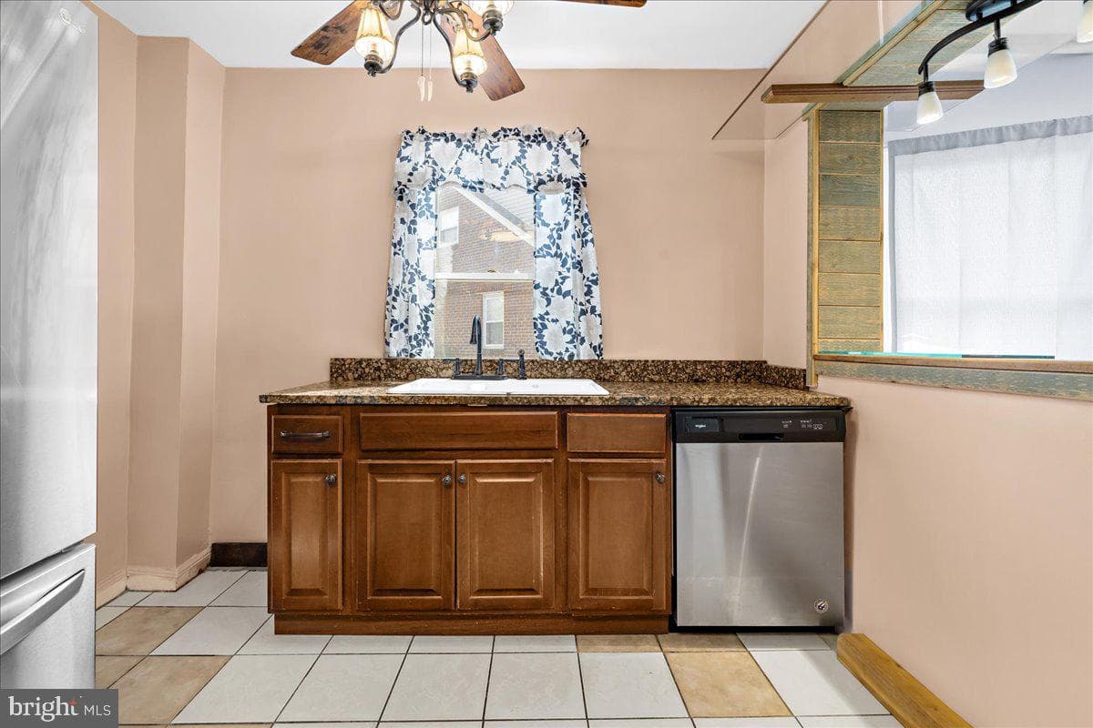 202 Kent Road photo 10