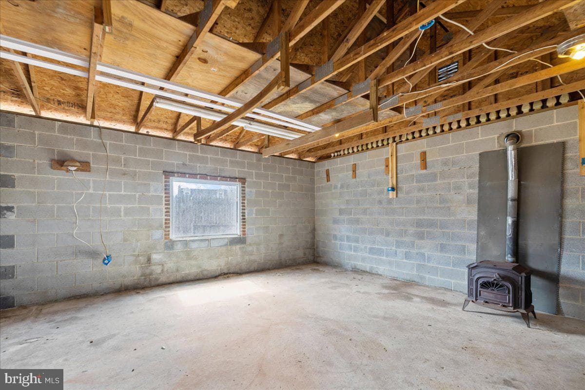 202 Kent Road photo 28