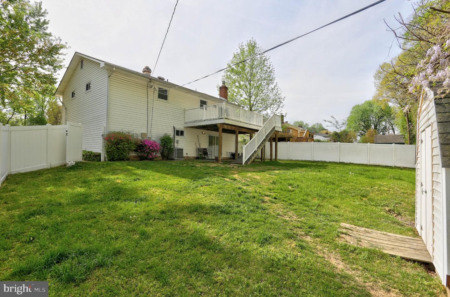 534 Crestpark Drive photo 18