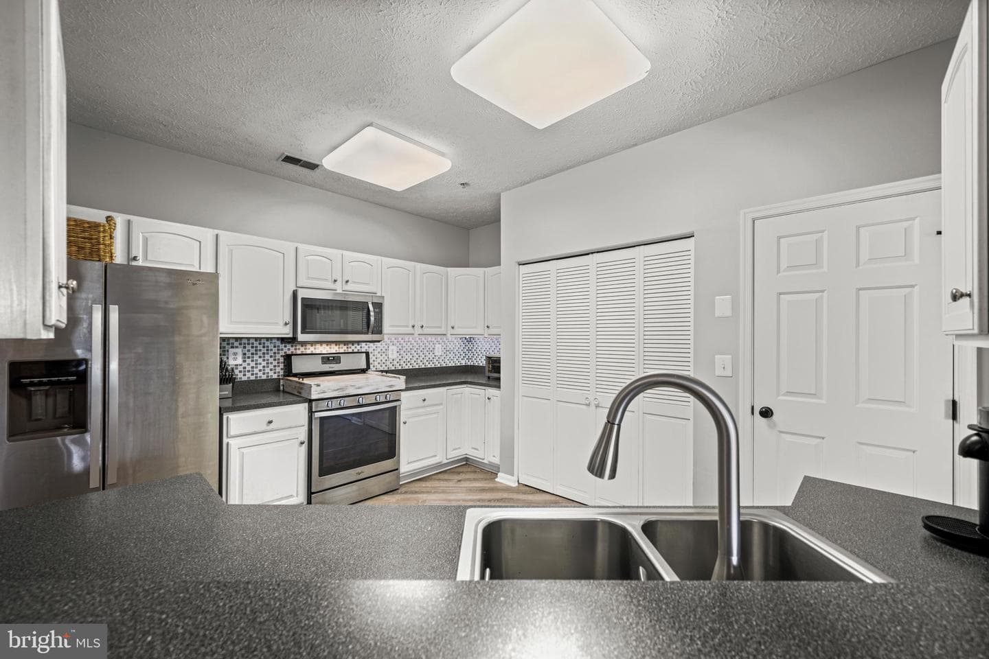 2493 Amber Orchard Court E #202 photo 5