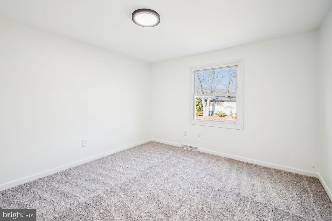 7903 Covington Avenue photo 23