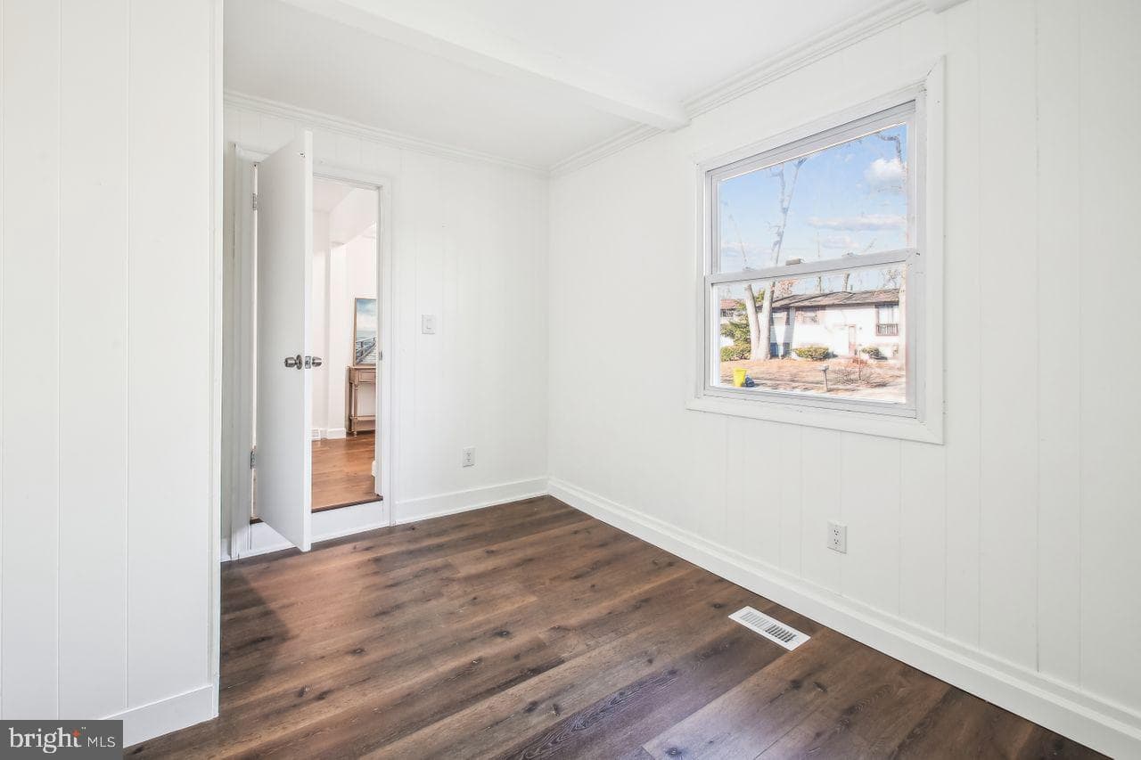 7903 Covington Avenue photo 8