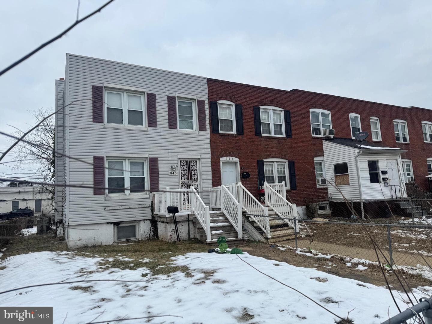946 1st Street photo 2