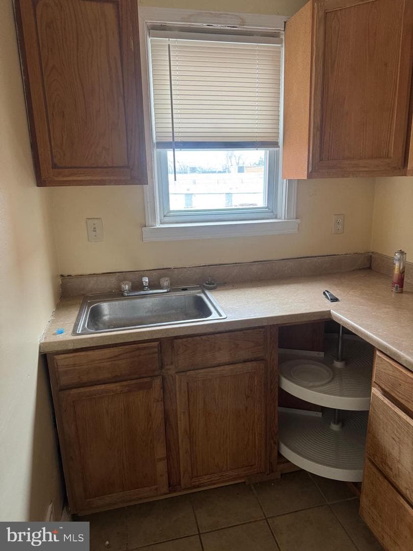 946 1st Street photo 21