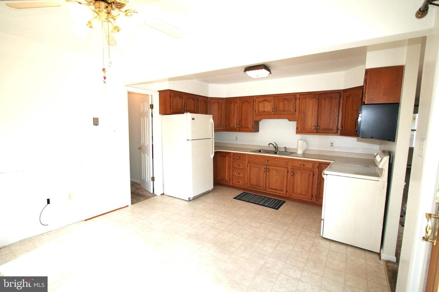1605 George Avenue photo 9