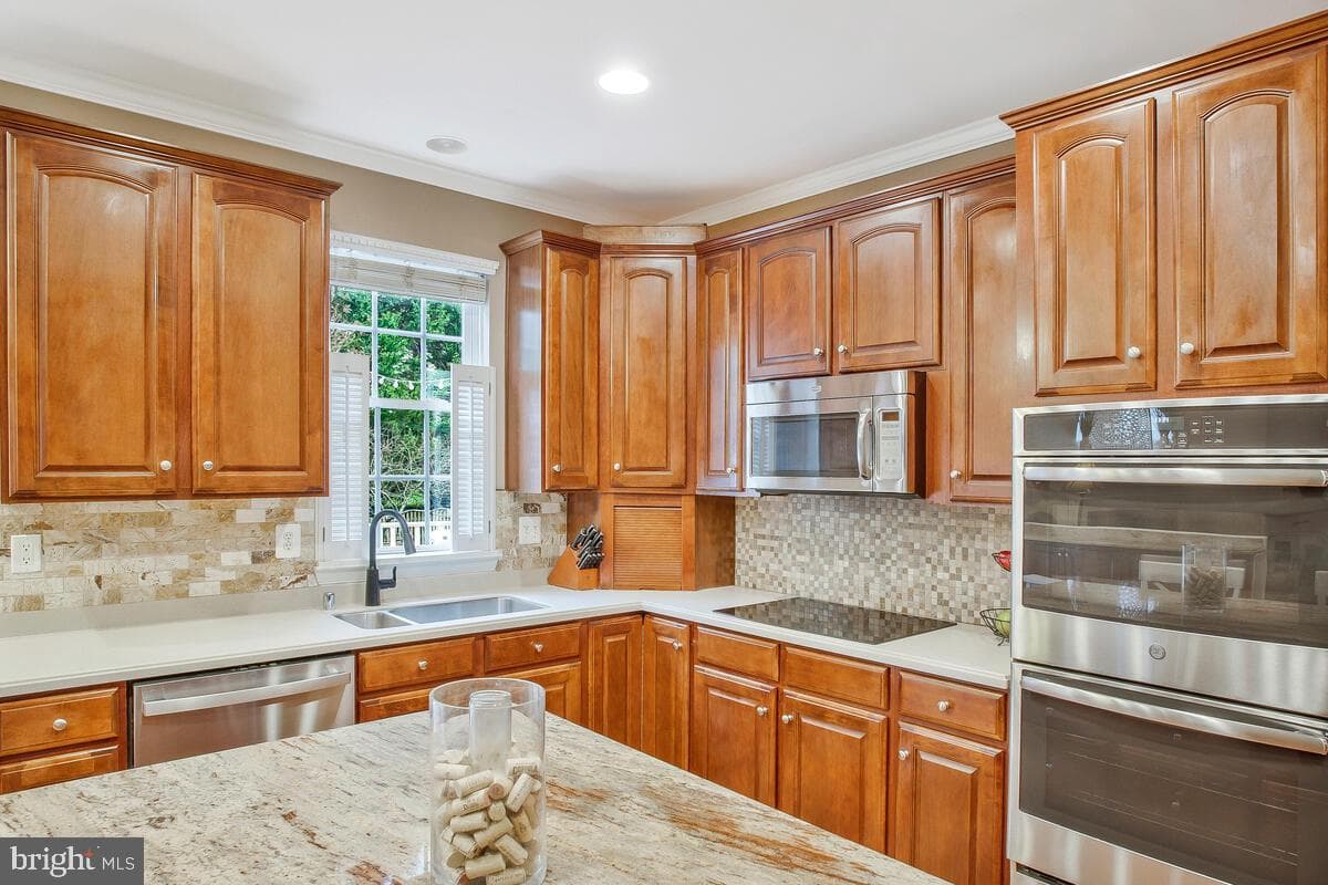 2405 Dale Brook Court photo 8