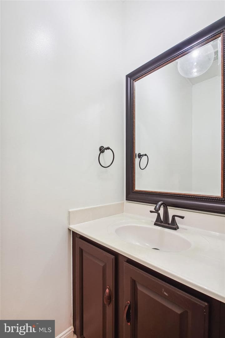 8701 Morning Breeze Court photo 14