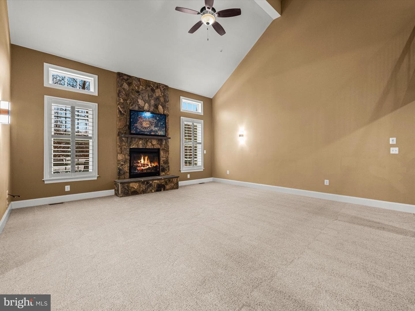 2415 Pebblebrook Court photo 5