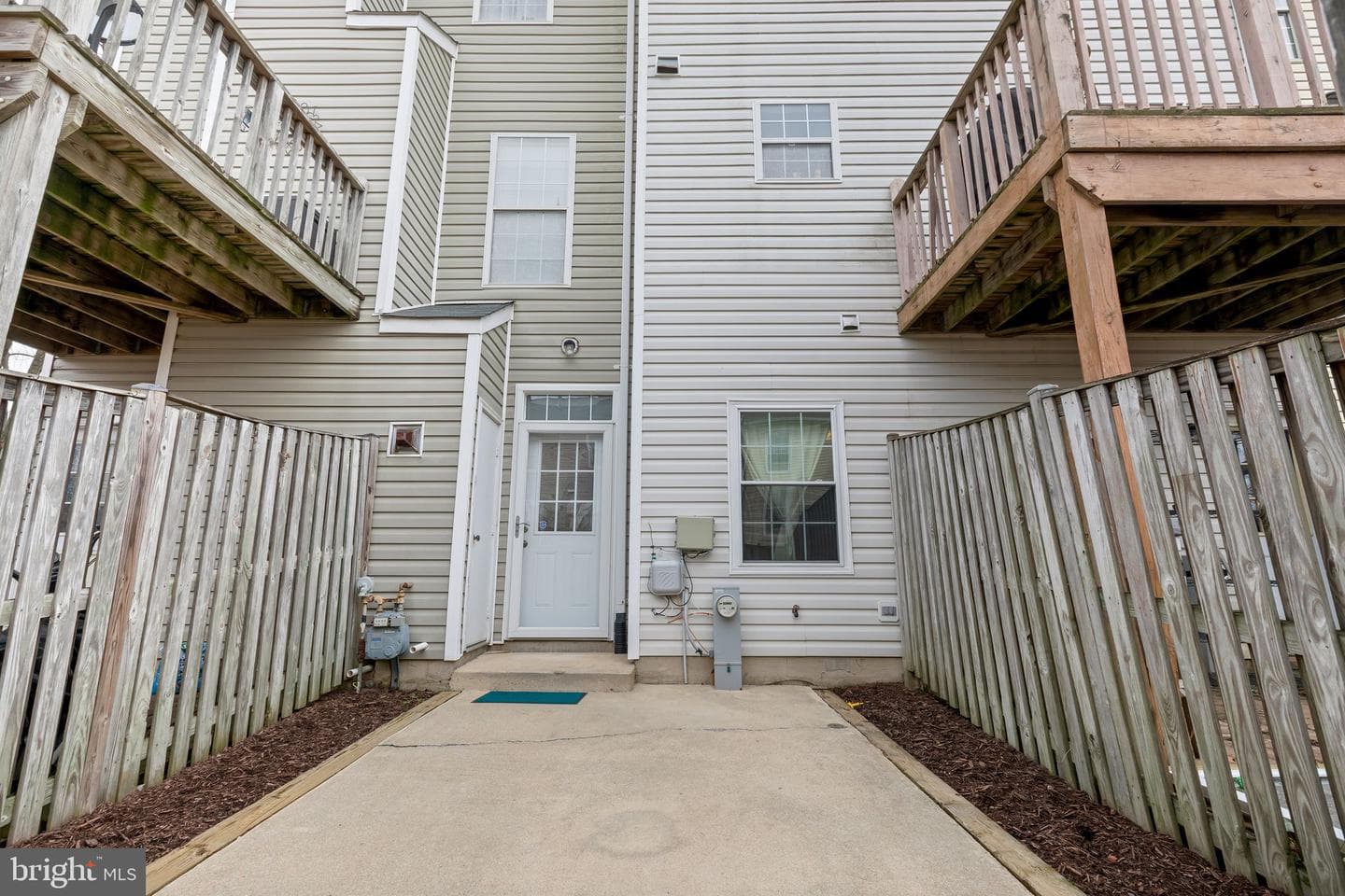 1126 Wickford Court photo 25