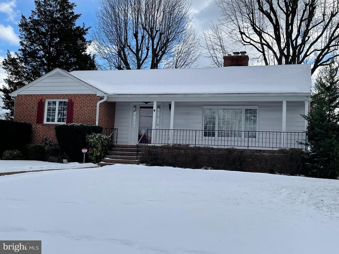 200 Phelps Avenue photo 22