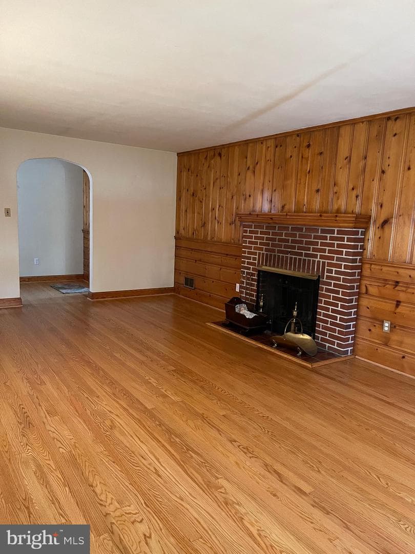 200 Phelps Avenue photo 36