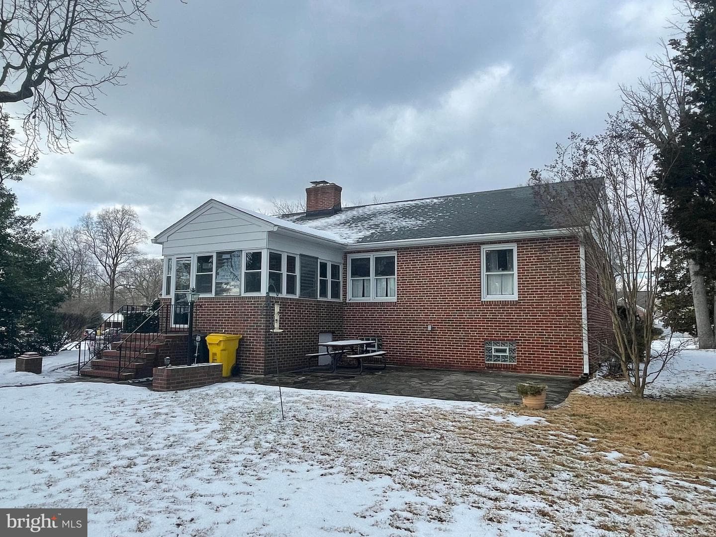 200 Phelps Avenue photo 37