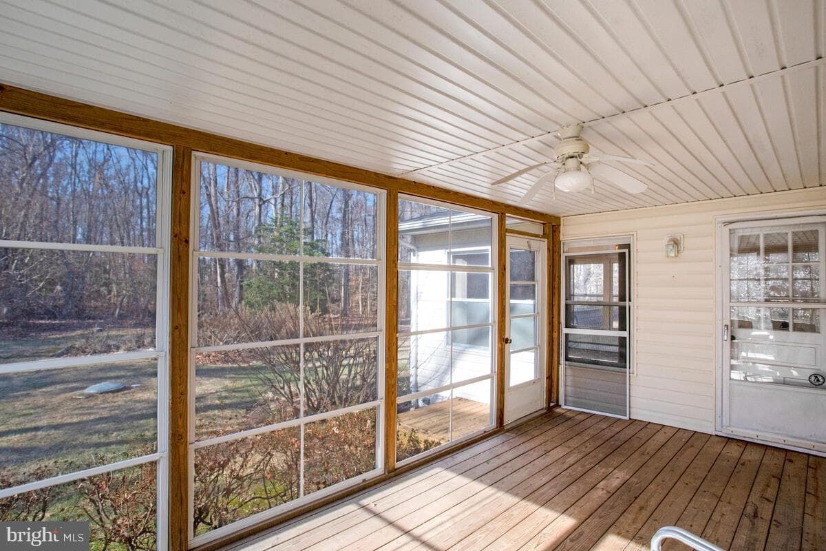 3660 N Carolina Avenue photo 30
