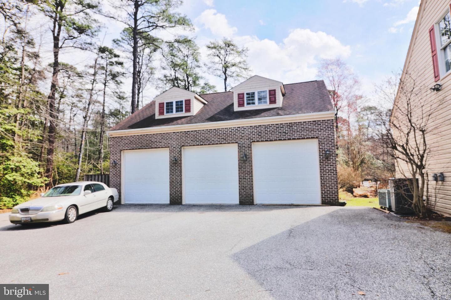 303 Maro Road photo 10