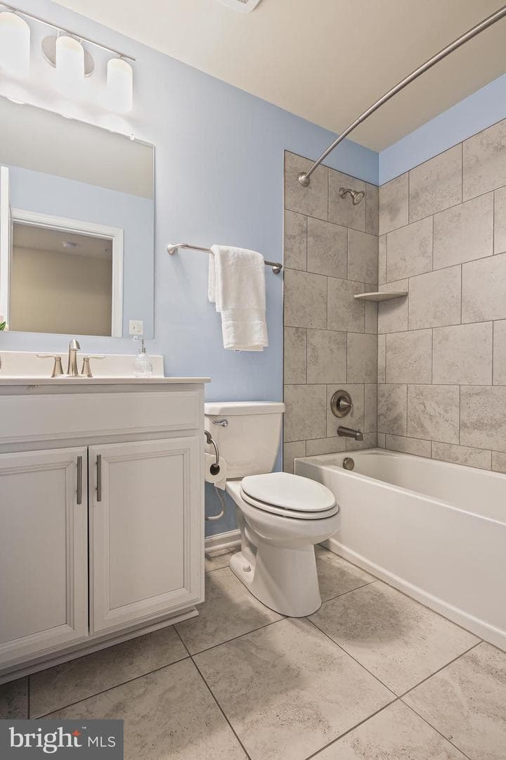8337 Daydream Crescent photo 25