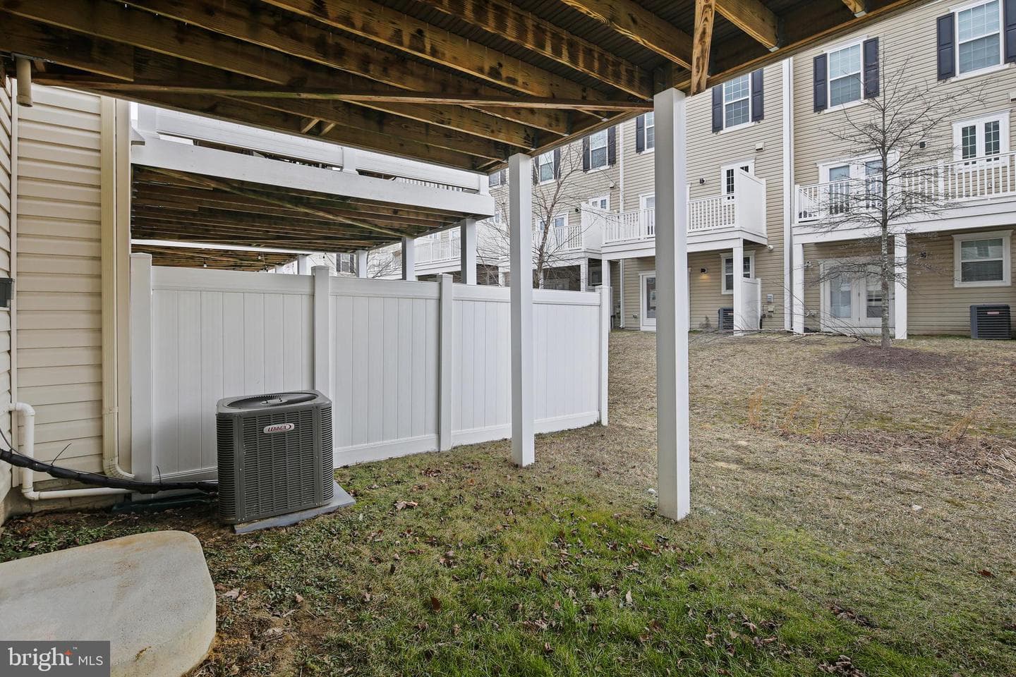 8337 Daydream Crescent photo 35
