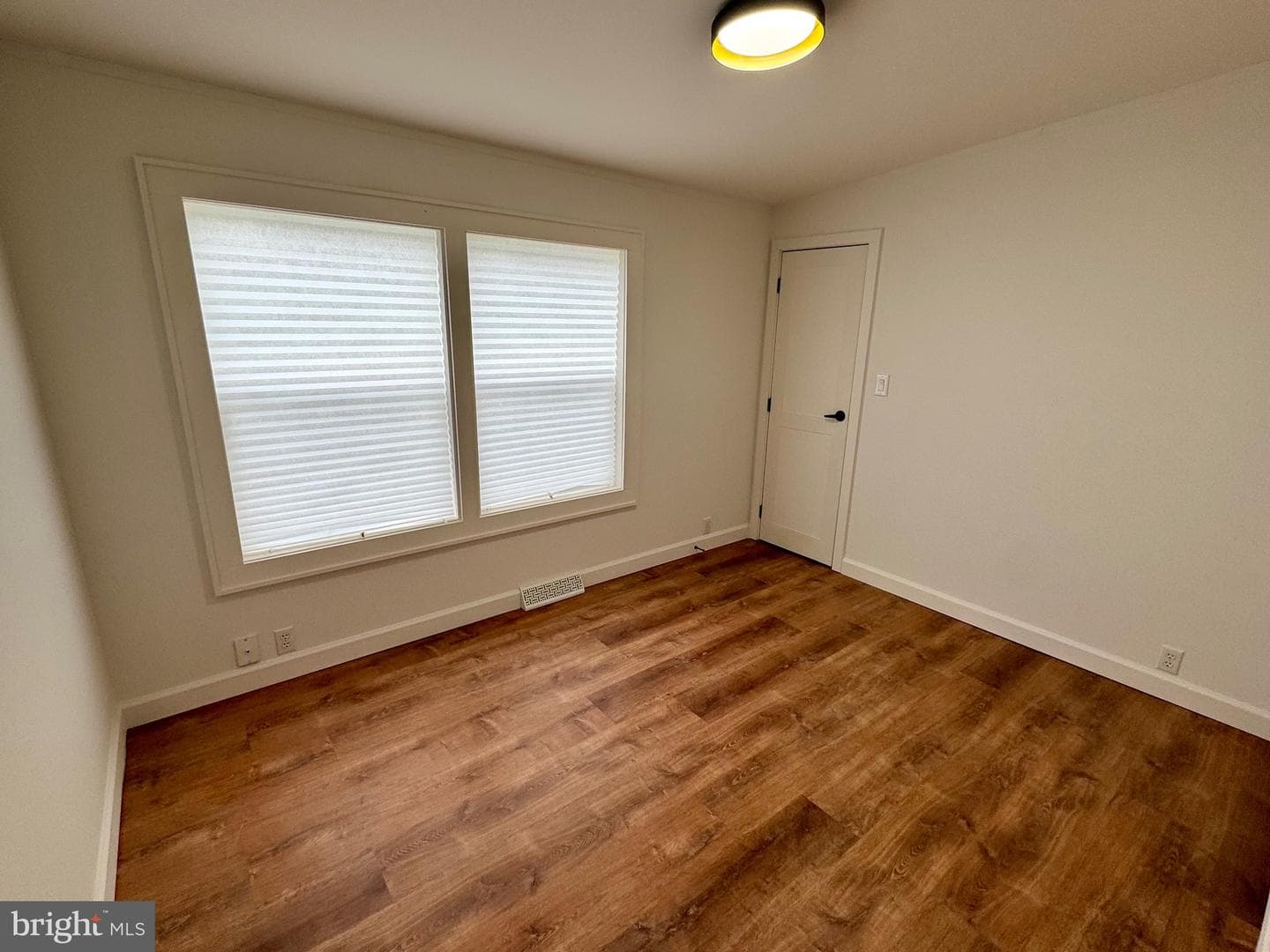 8051 Fair Breeze Drive photo 11