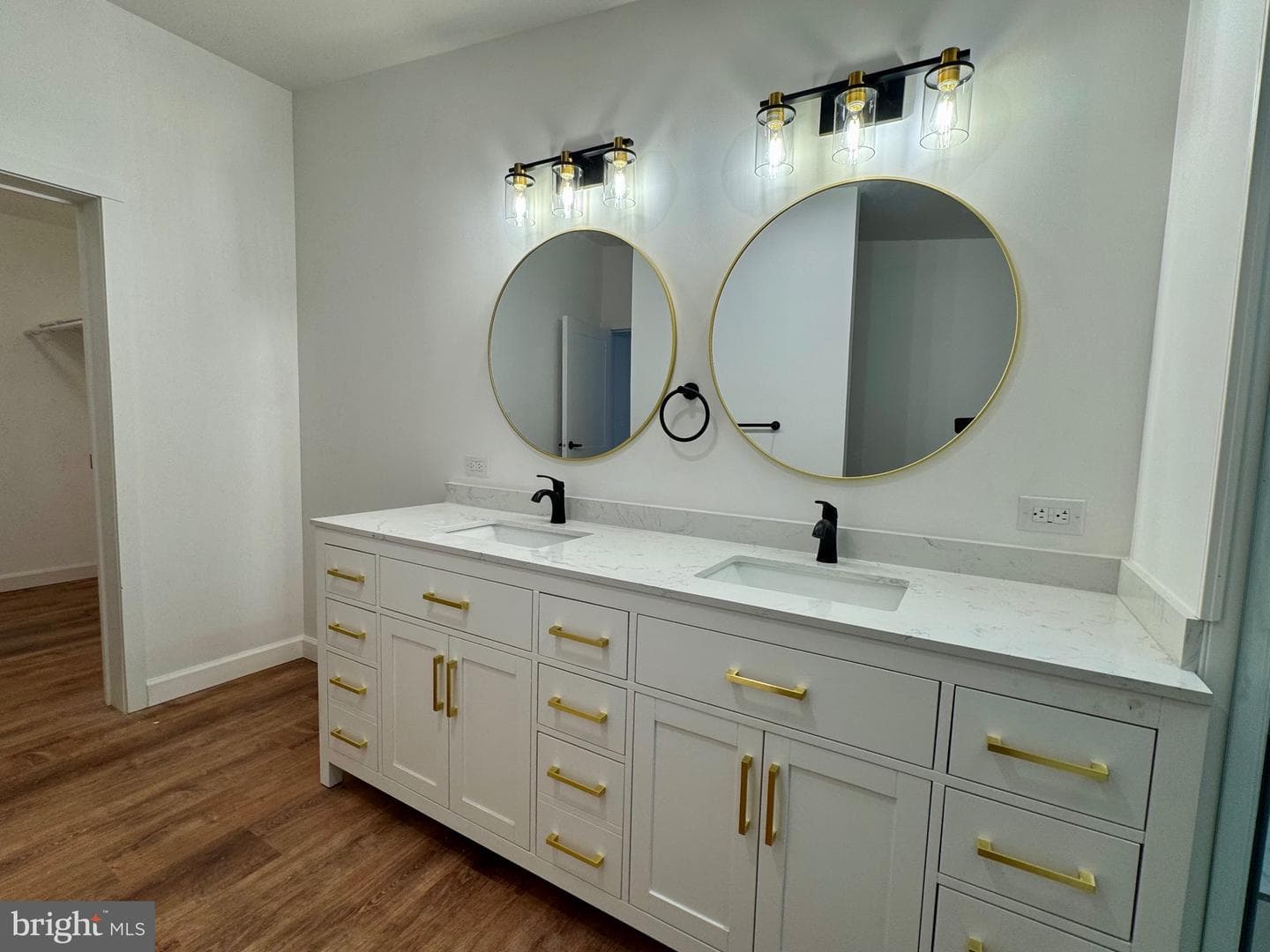 8051 Fair Breeze Drive photo 4