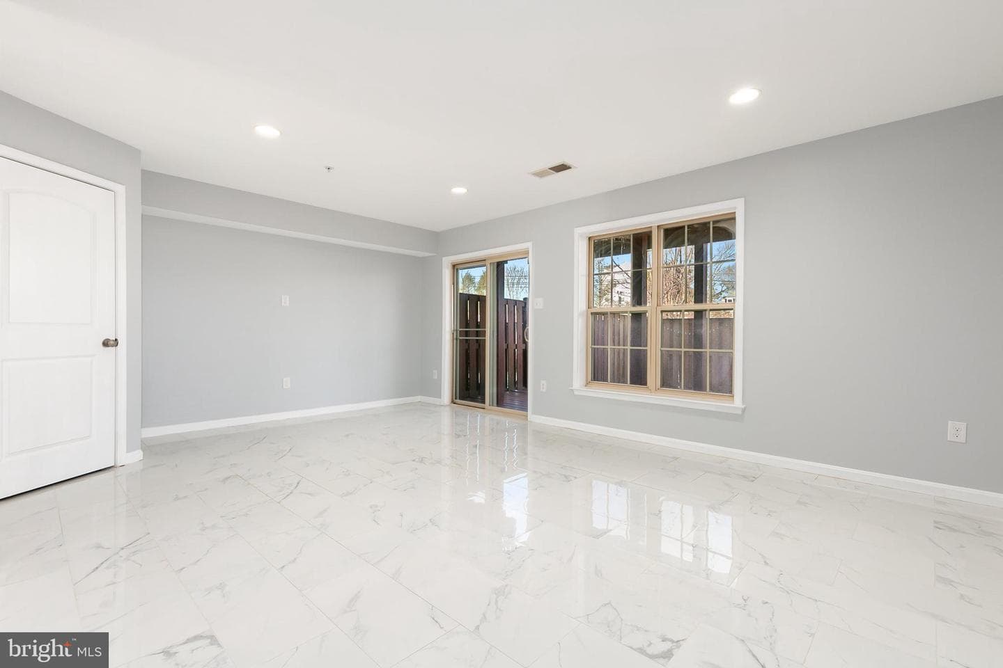 1110 Carinoso Circle photo 6