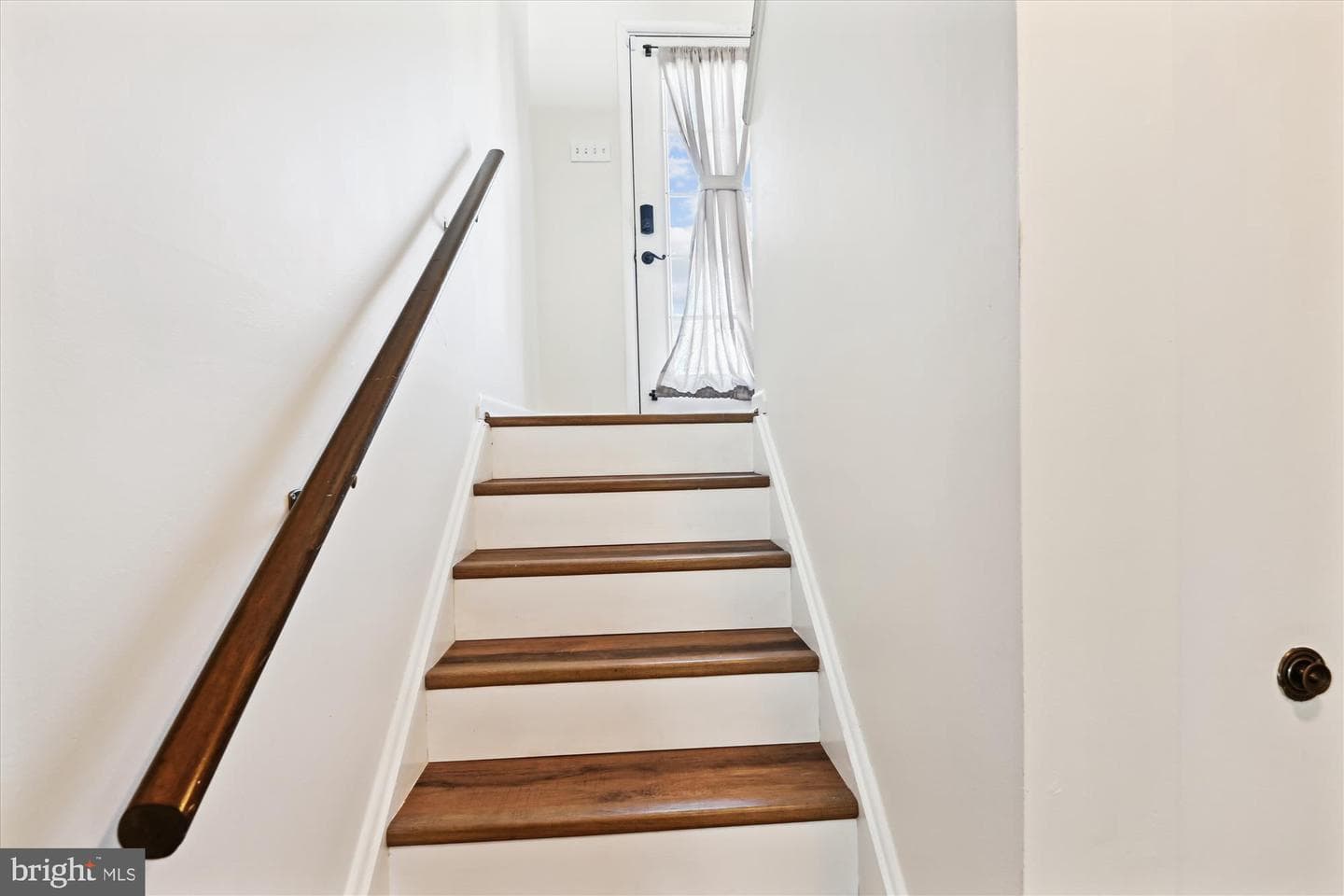 299 Ternwing Drive photo 11